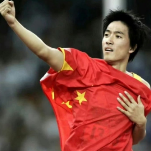 lol历史战绩-热搜第一！刘翔正式回应移民谣言：到哪去移？中国人，爱中国